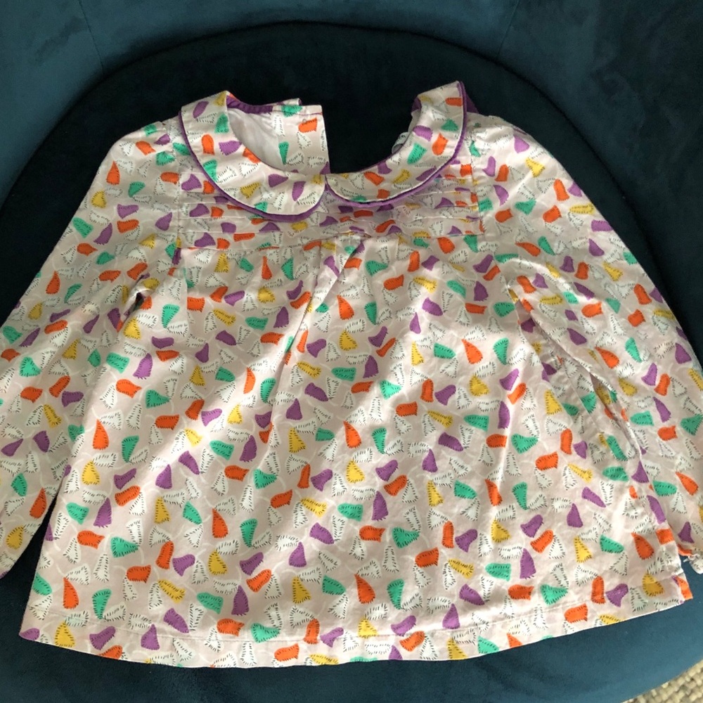 Baby Boden top, collared and button back.